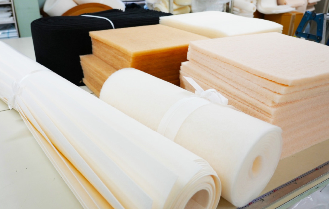 多彩な形状・サイズでのカットに対応