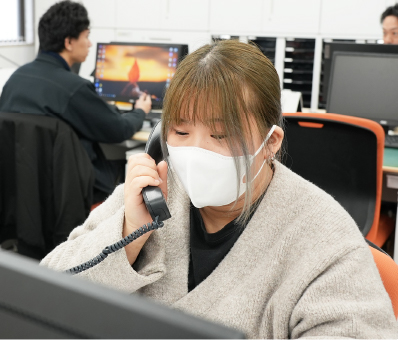 先輩社員 所属：事務