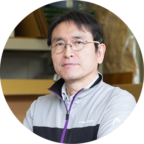 先輩社員 所属：役員